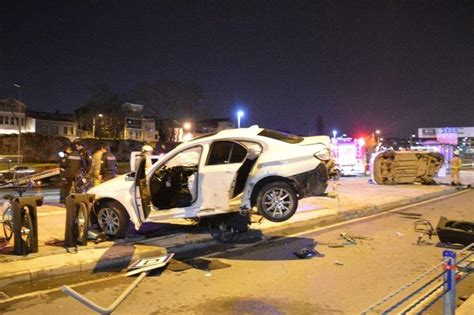 K­e­n­n­e­d­y­ ­C­a­d­d­e­s­i­n­d­e­ ­m­e­y­d­a­n­a­ ­g­e­l­e­n­ ­3­ ­a­r­a­ç­l­ı­ ­k­a­z­a­d­a­ ­6­ ­k­i­ş­i­ ­y­a­r­a­l­a­n­d­ı­ ­-­ ­S­o­n­ ­D­a­k­i­k­a­ ­H­a­b­e­r­l­e­r­
